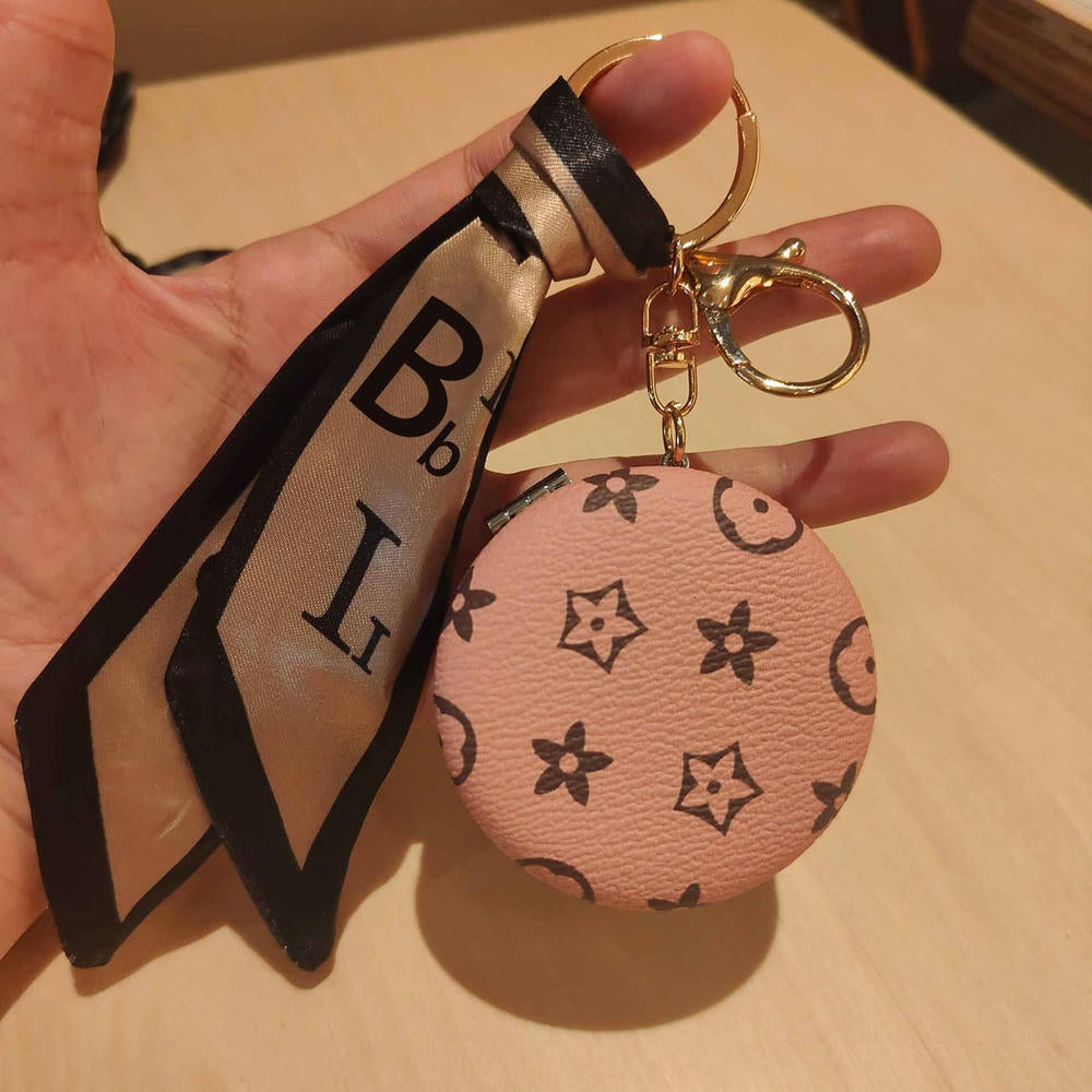 Vintage Leather Pouch | Keychain Bag | Face Mirror Holr