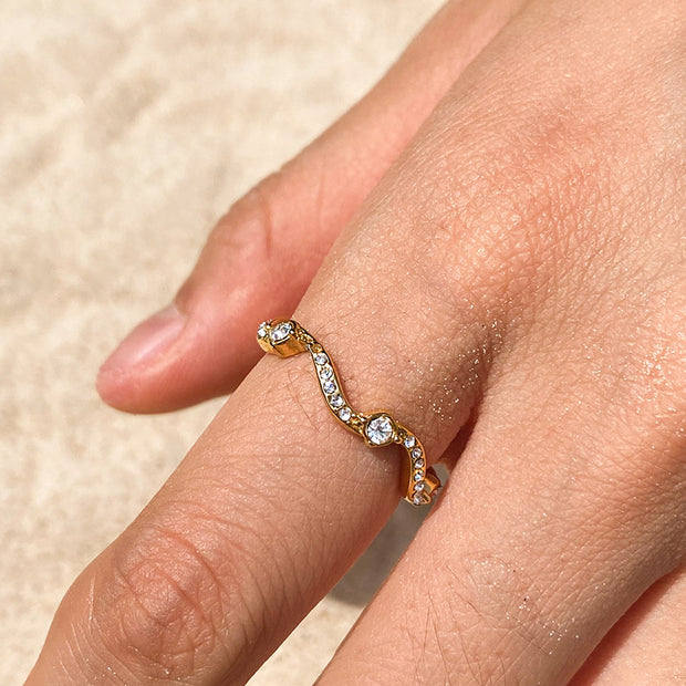 Thin Wave Ring