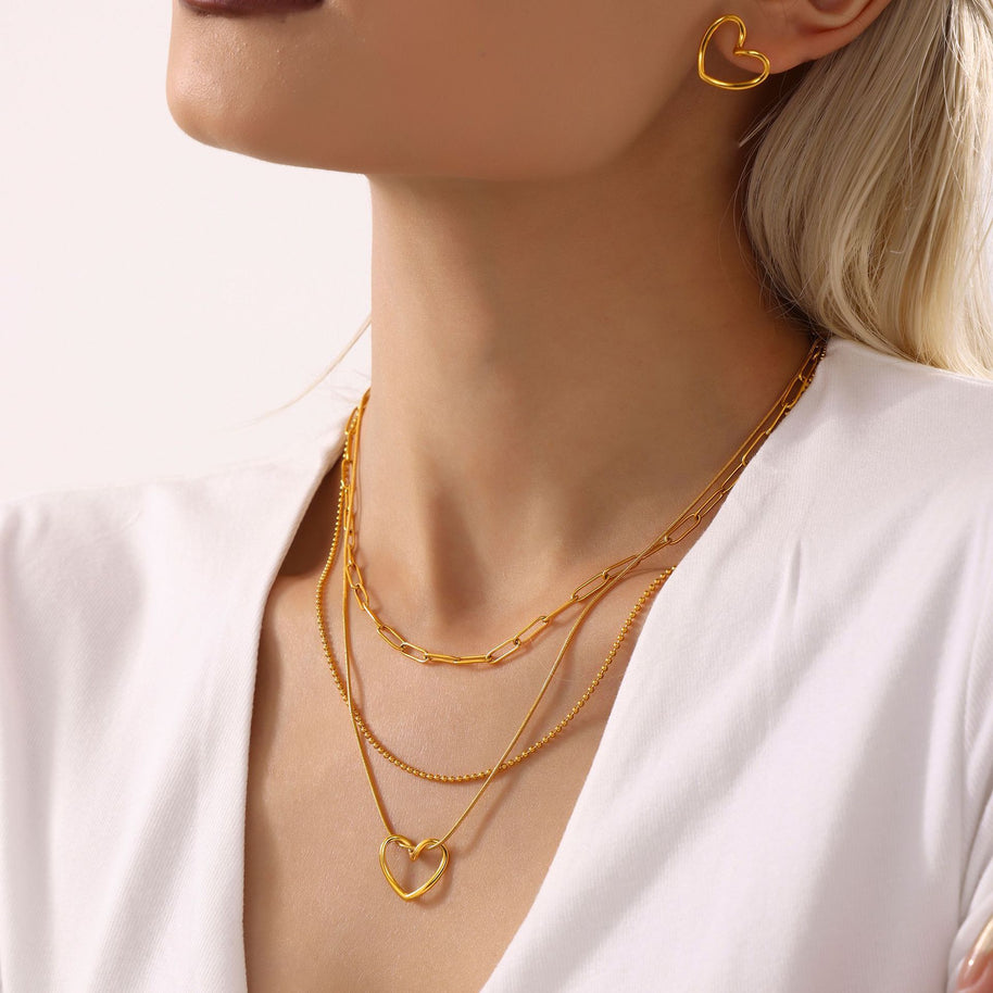 Minimalist Heart Chain Necklace