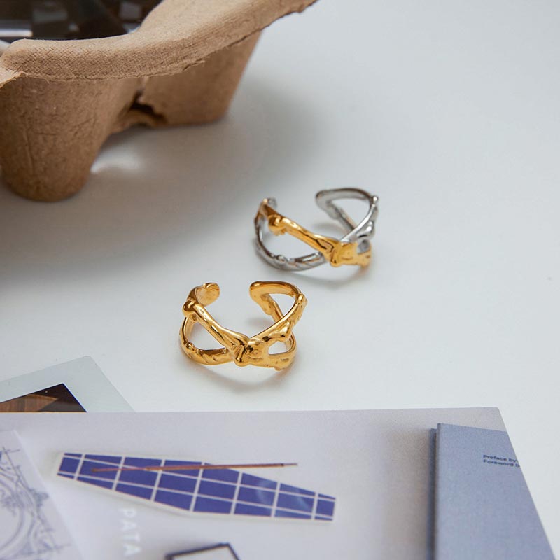 Molten Cross Ring