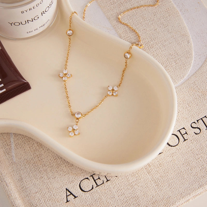 Lucky Clover Zircon Necklace | Hypoallergenic Women Jewelry