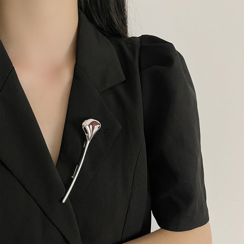 Polished Leaf Brooch | Minimalist Lapel Pin for Women's Suit