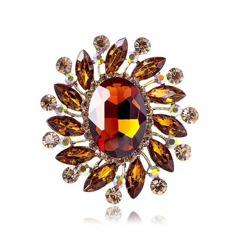 Vintage Brooch | Rhinestone Gemstone Pin | Fashion Suit