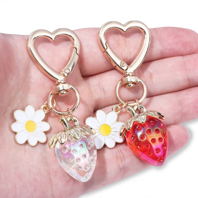 Sweet Strawberry Metal Keychain JAWSP1510034