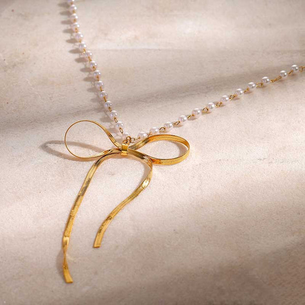 Bow Pearl Necklace