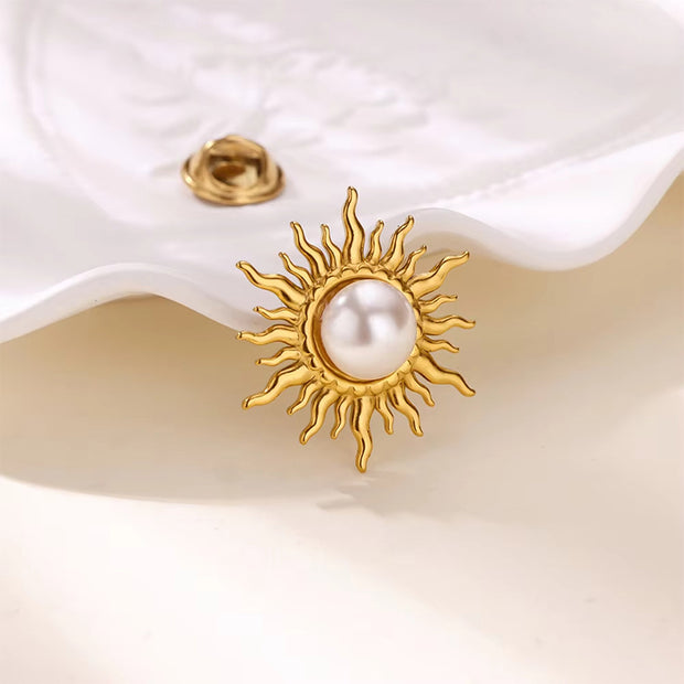 Renaissance Pearl Brooch | Bohemian Elegant High-Shine Finish