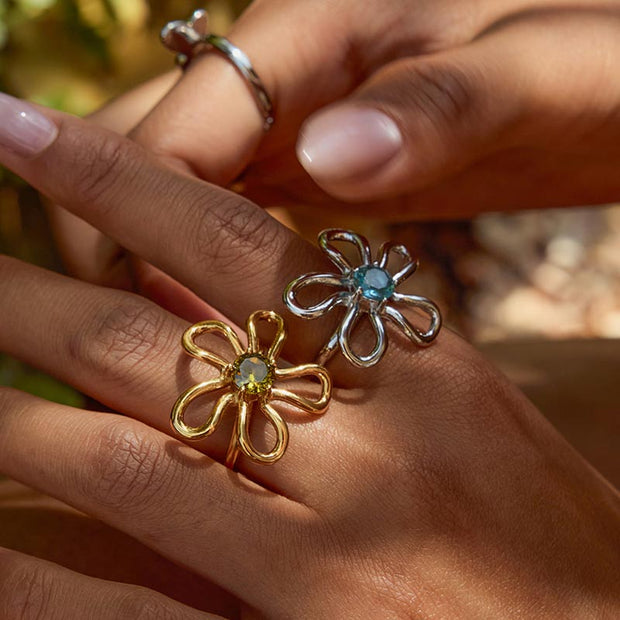 Minimalist Flower Shaped Ring