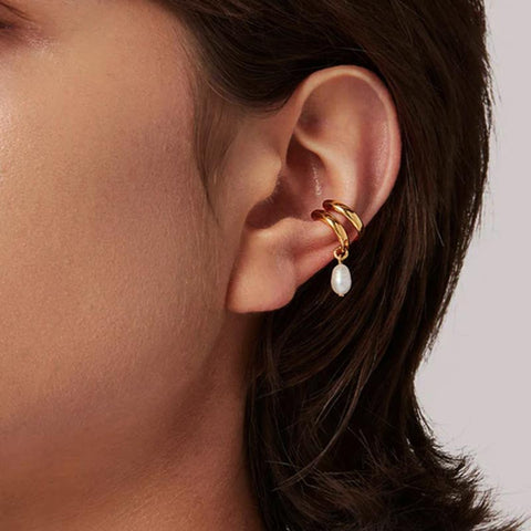 Asymmetric Pearl Earring