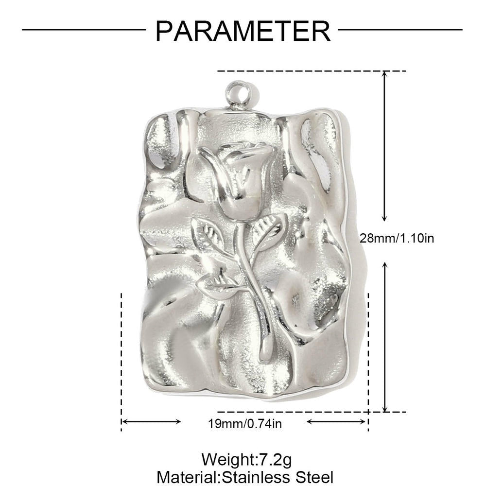 Squirrel Love Pendant | Zircon Four Leaf Clover Charm