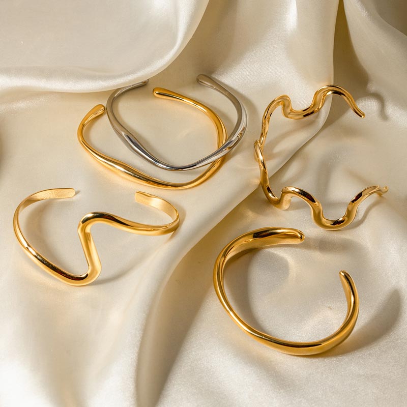 Minimalist Irregular Bracelet