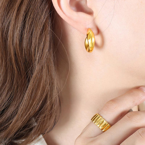 Irregular Bold C Hoop Earring