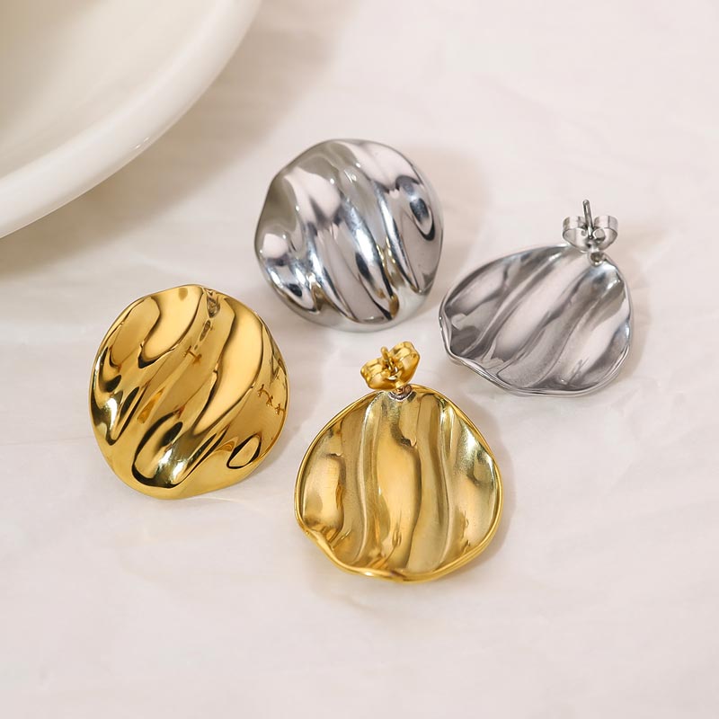 Ripple Stud Earring JSE010007