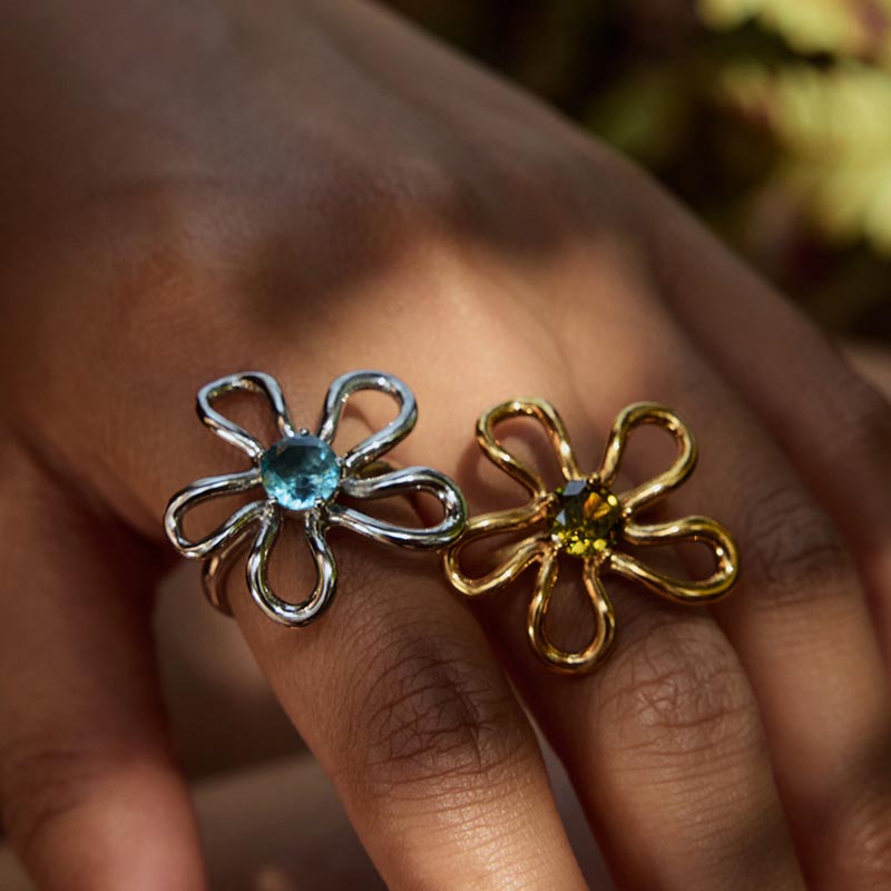 Minimalist Flower Shaped Ring