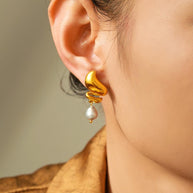 Spiral Pearl Earring