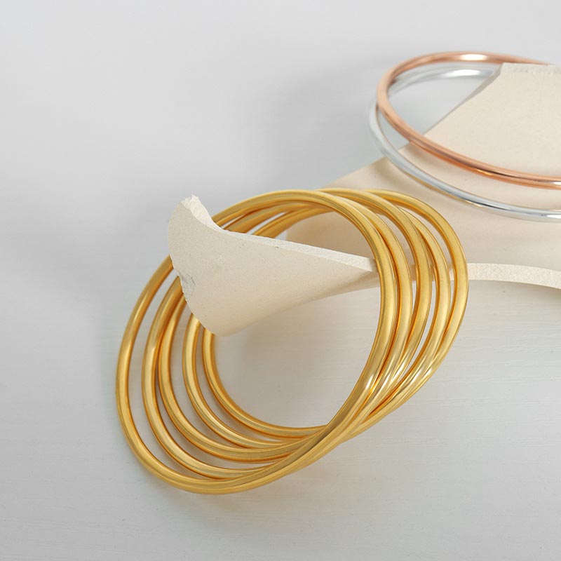 Plain Gold Bangle JZ119