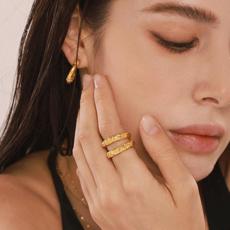 Irregular Molten Band Ring JMA223