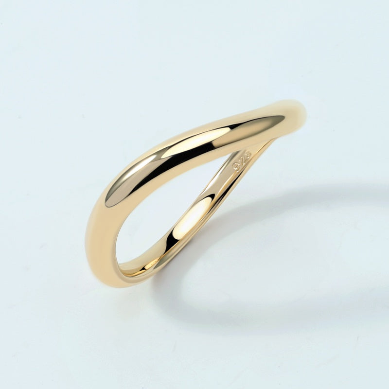Slim Wave Ring