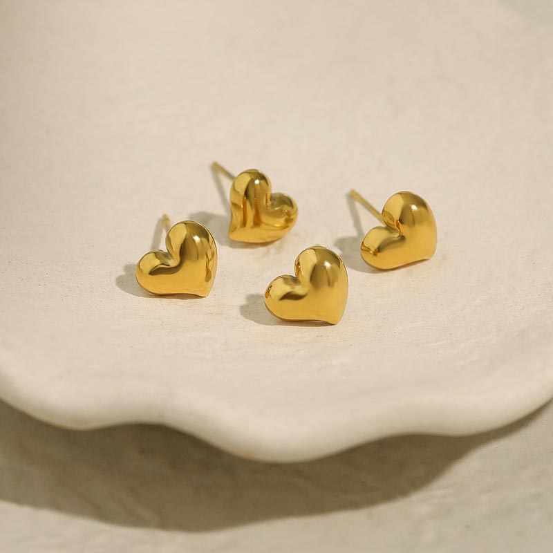 Tiny Heart Stud Earring JSE010248