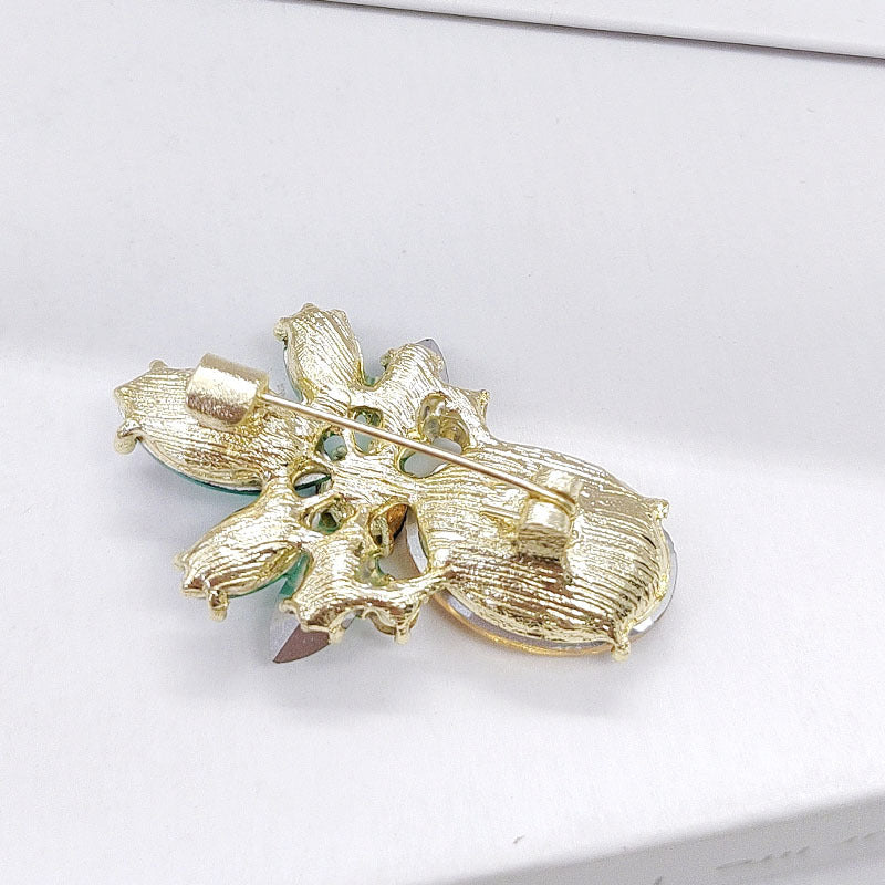 Cute Pineapple Brooch | Crystal Fruit Pin | Women's Gift