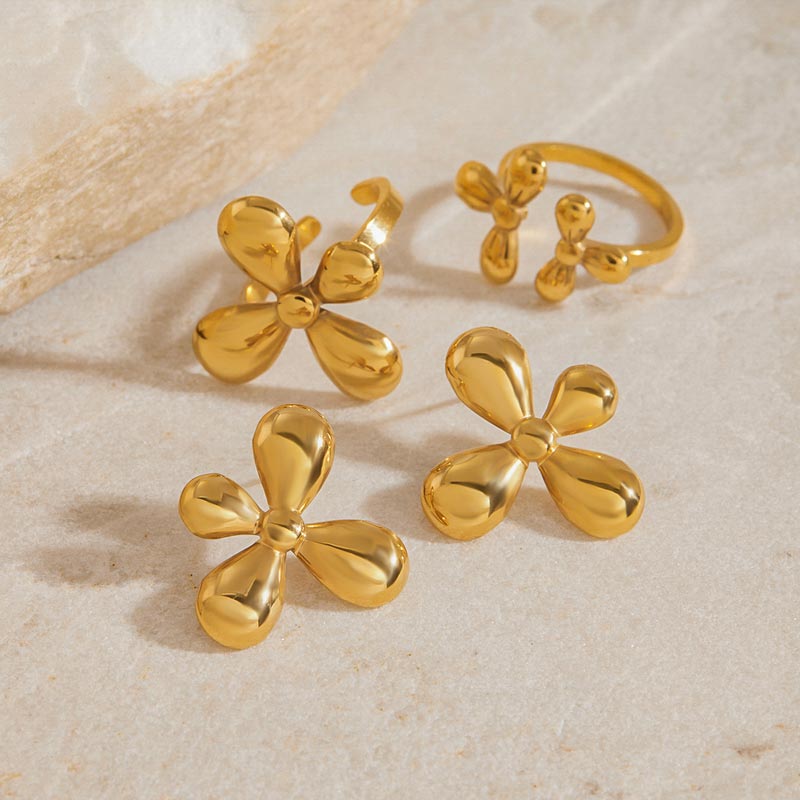 Flower Stud Earring