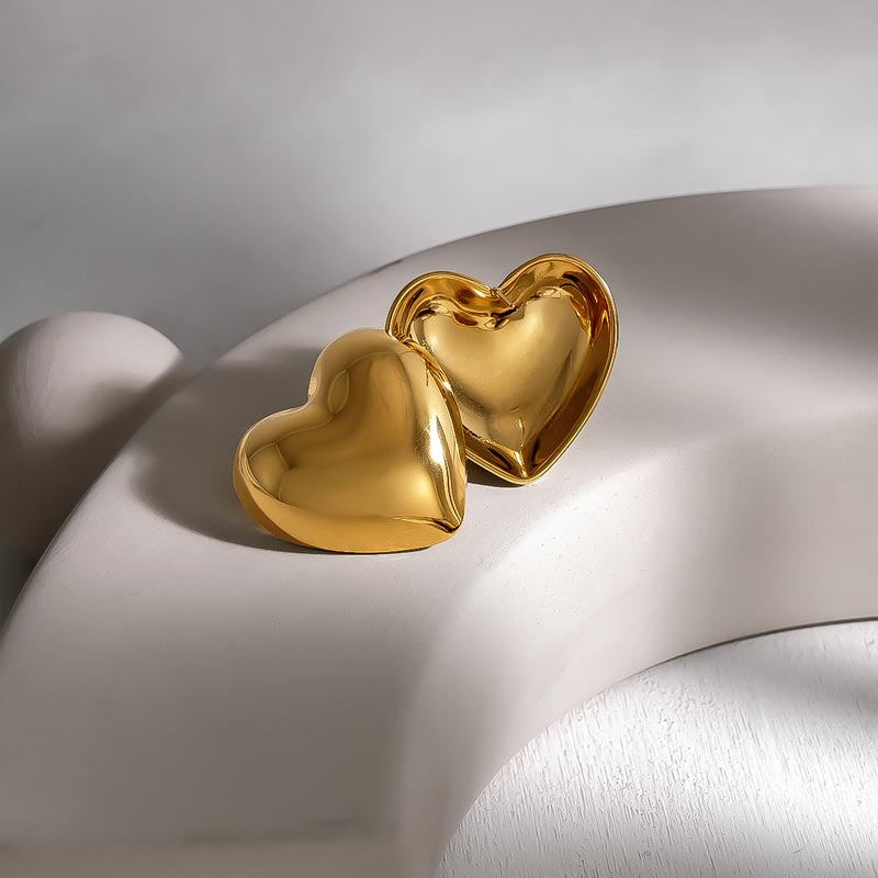 Puffs Heart Stud Earring JSE010184