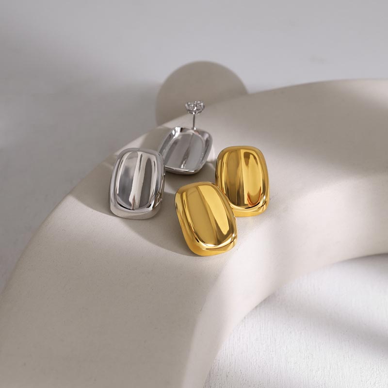 Bread Stud Earring JSE010116