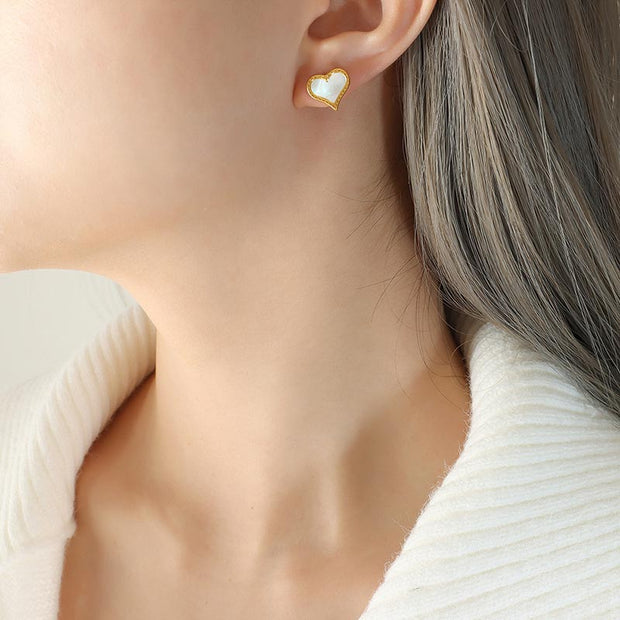 Sea Shell Heart Stud Earring
