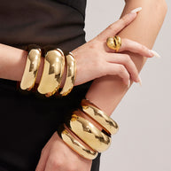 Large Plain Bangle JMZ478