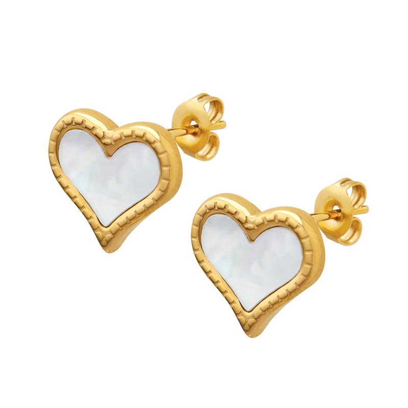 Sea Shell Heart Stud Earring