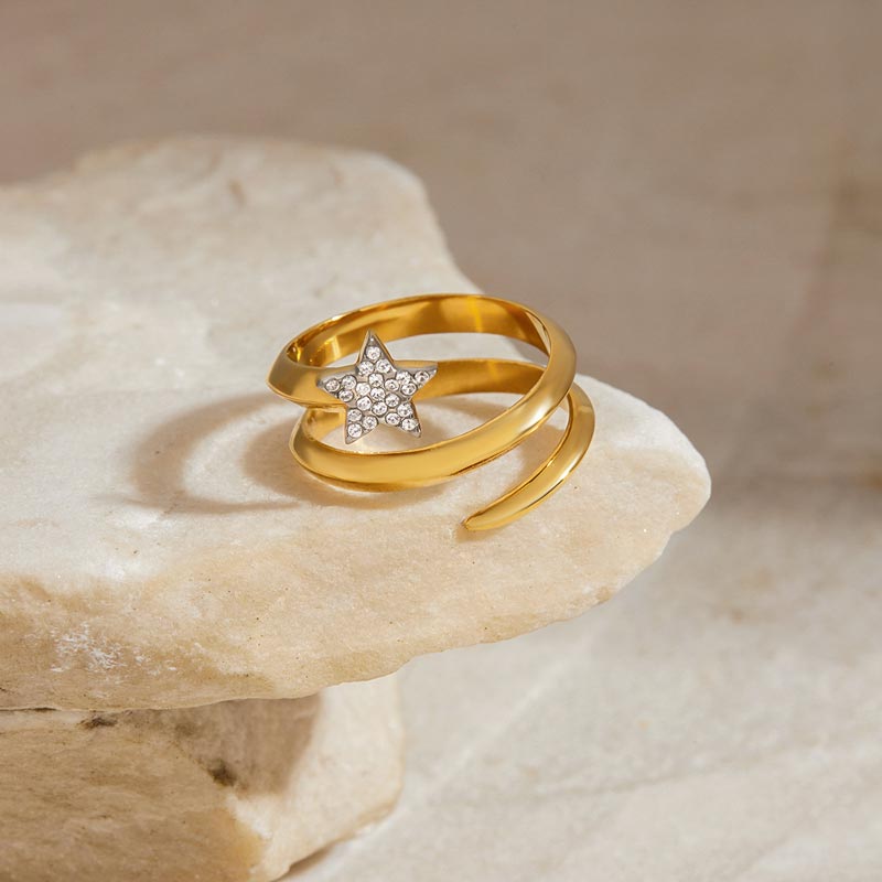 Star Spiral Ring
