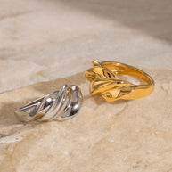 Bold Croissant Ring JXR2407046