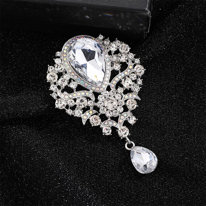 Elegant Crown Brooch JQWK11147
