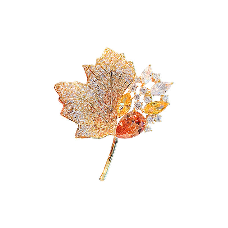 Vintage Maple Leaf Brooch JWX317