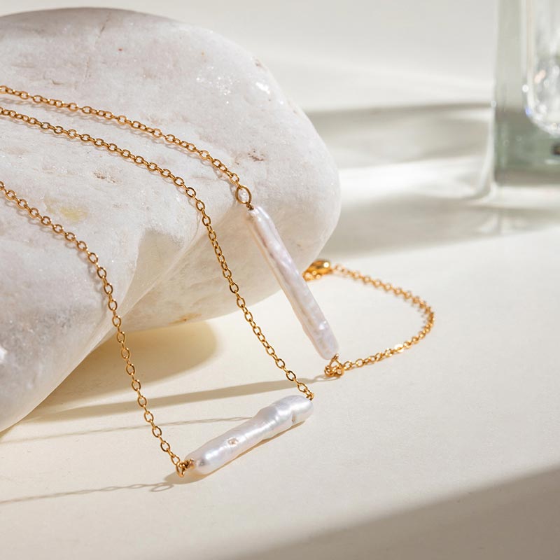 Pearl Bar Necklace Gold Plated