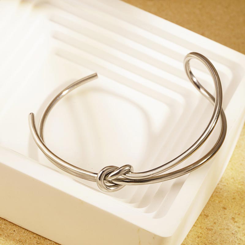 Knot Open Bangle JLB1174