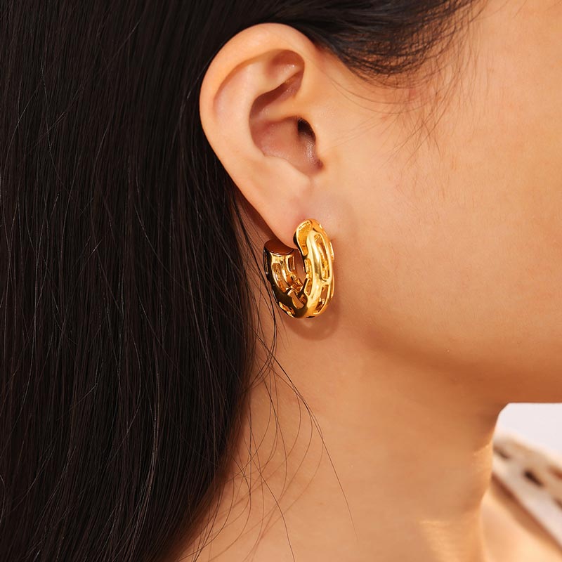 Hollow C Shape Earring