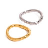 Slim Wave Ring