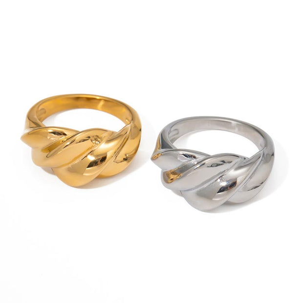 Bold Croissant Ring JXR2407046