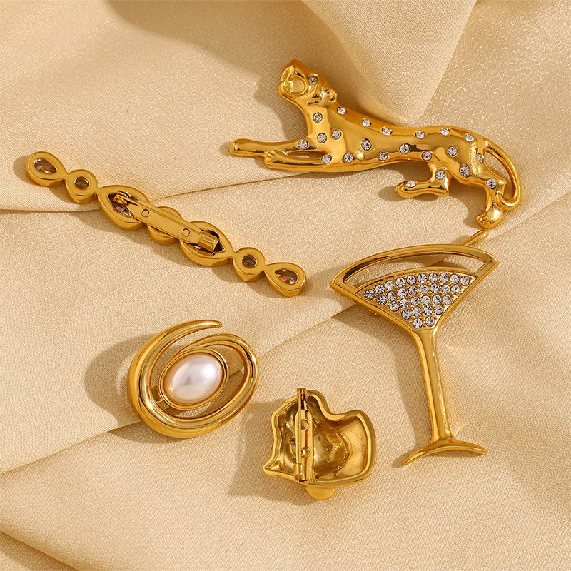 French Conch Pearl Brooch | 18k Gold Plated Stainless Steel