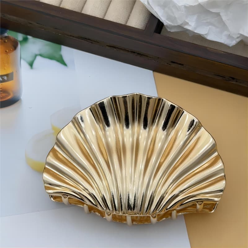 Shell Metal Hair Claw JSC718