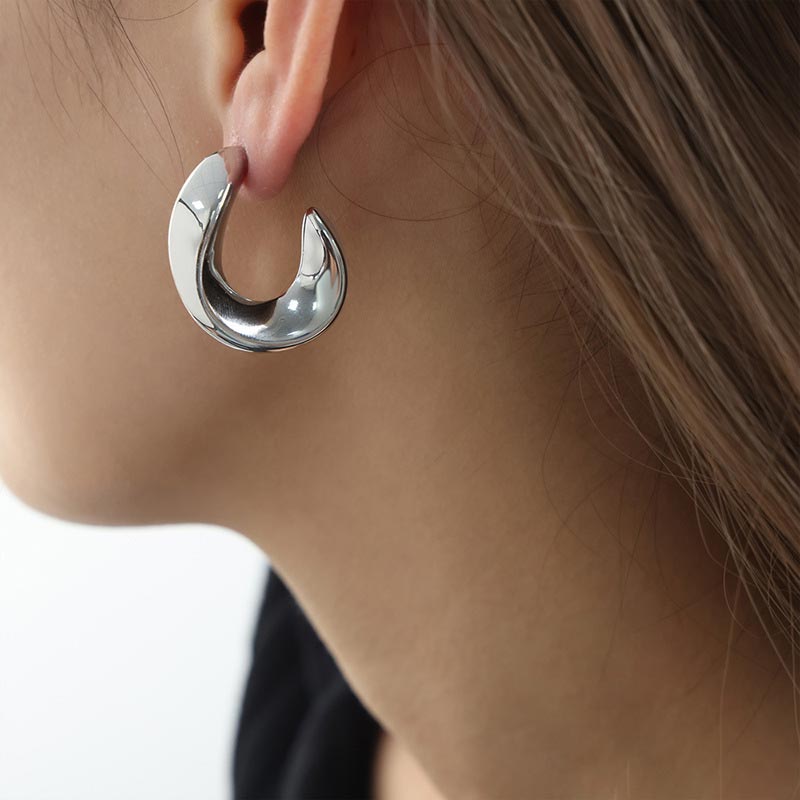 Irregular Bold C Hoop Earring