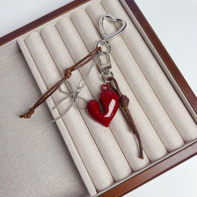 Red Heart Pearl Bow Bag Charm JNJ0194