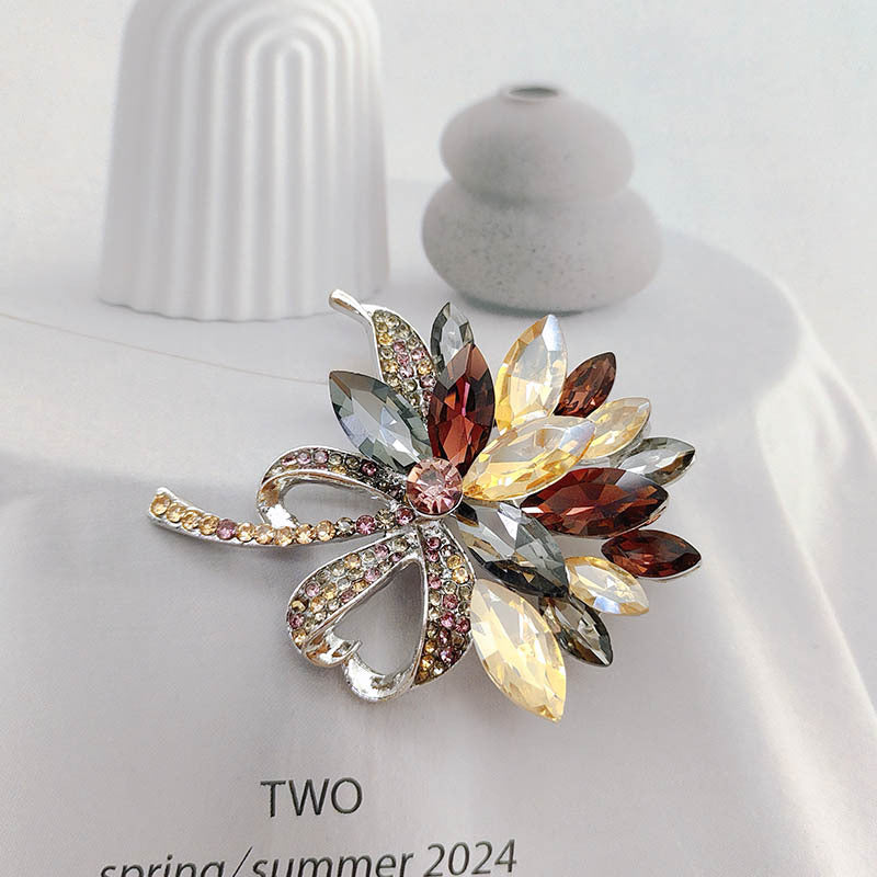Flower Bouquet Brooch | Crystal Wedding Pin | Vintage