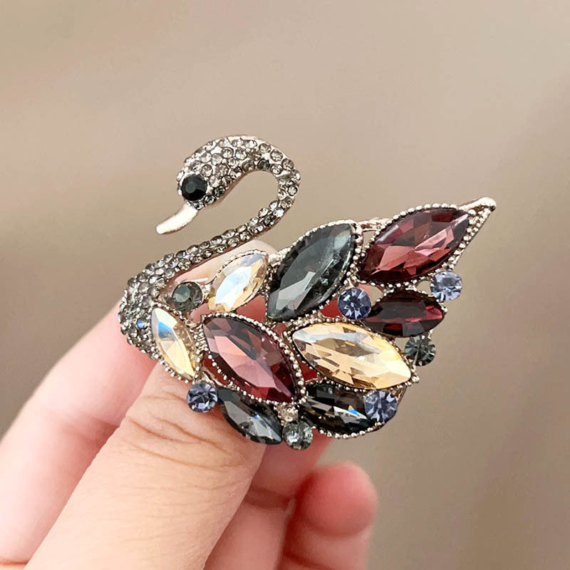 Gemstone Swan Brooch | Vintage Rhinestone Pin | Women's Gift