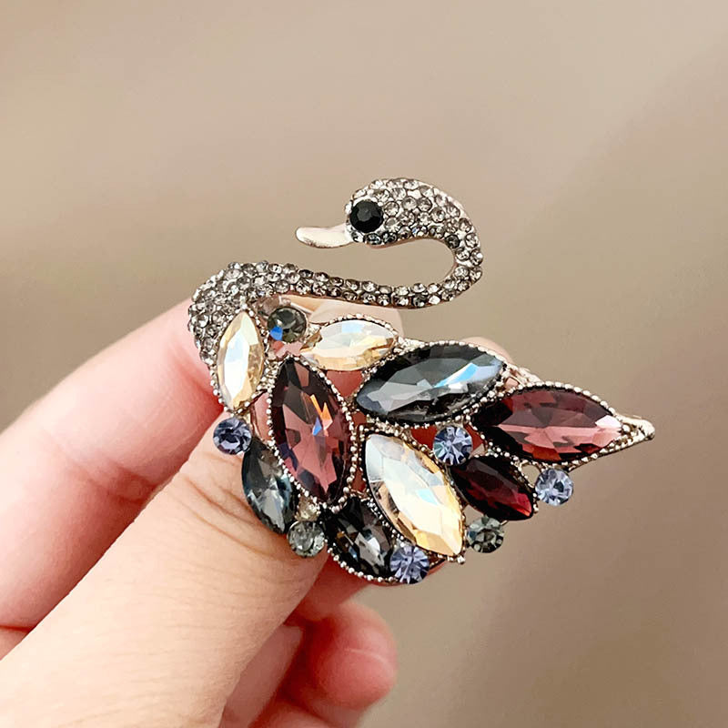 Gemstone Swan Brooch | Vintage Rhinestone Pin | Women's Gift
