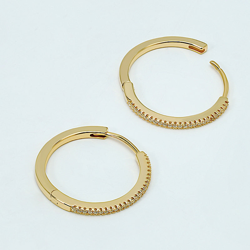 Medium Pave Huggie Hoop