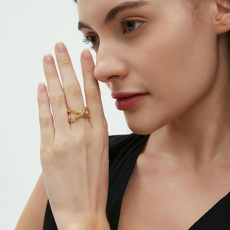 Molten Cross Ring