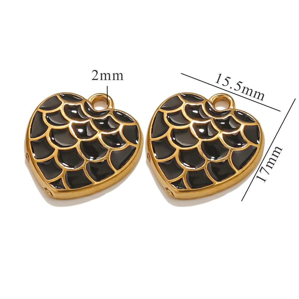 European Vintage Dragon Scale Heart Pendant Steel 18K Gold