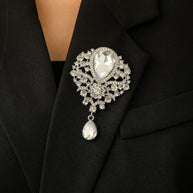 Elegant Crown Brooch JQWK11147