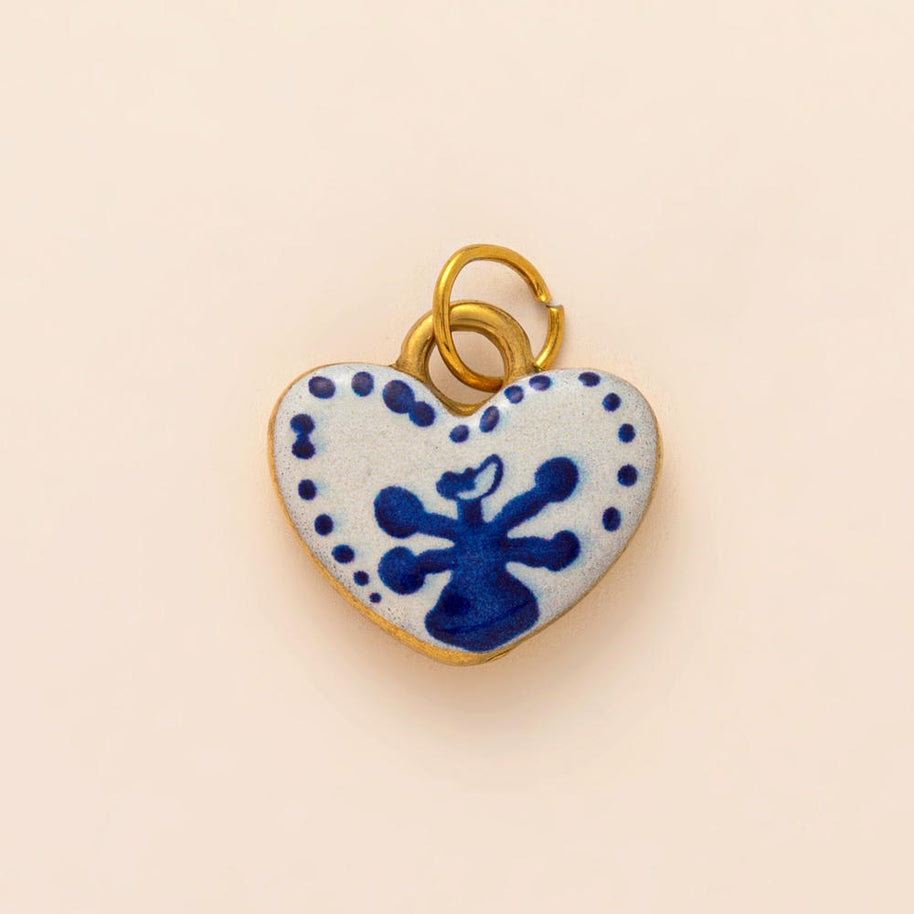 Charming Camera Heart Shoe Trinket 18K Gold JX26041259GK